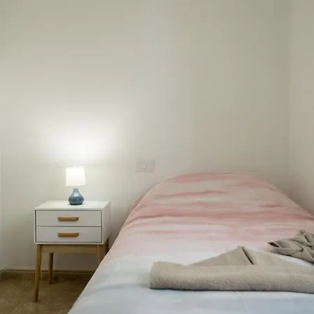 The Family - 3 Bedrooms In Town Center